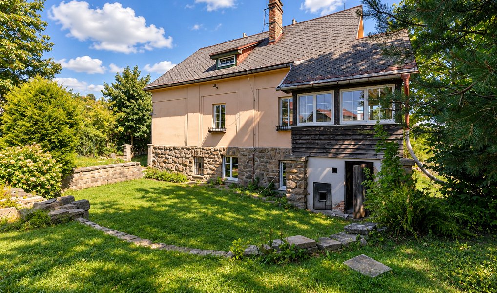 Prodej domu 270 m² s pozemkem 1 221 m², Moravský Beroun – náhled fotky 6
