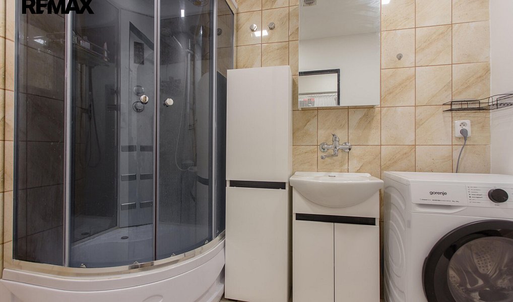 Prodej bytu 3+1 70 m², Adamov – náhled fotky 8