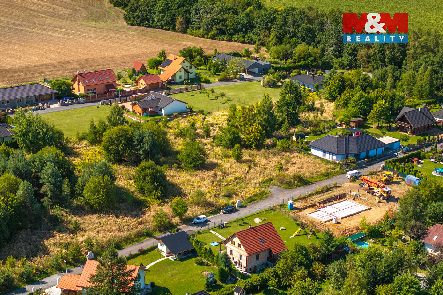 Prodej stavebního pozemku 1 000 m² - More