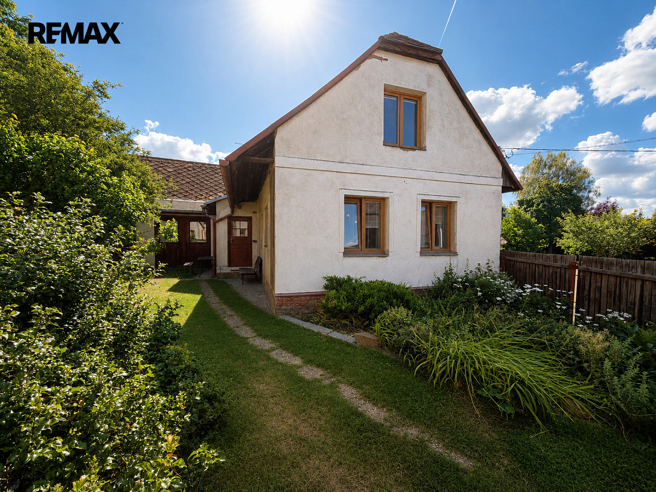 Prodej domu 180 m² s pozemkem 255 m²