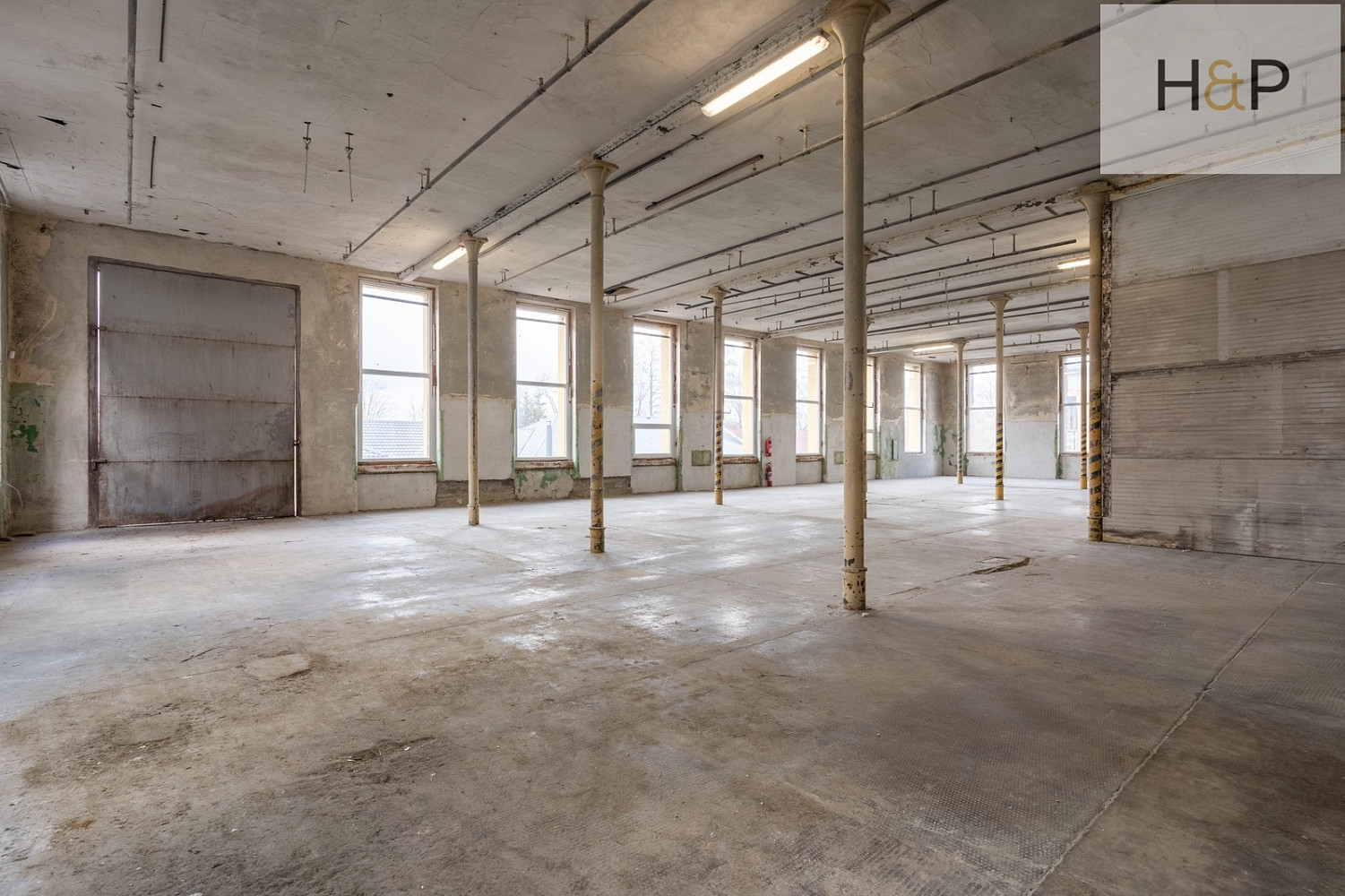Skladovací objekt, 1350 m², Sudkov (1. patro) – další