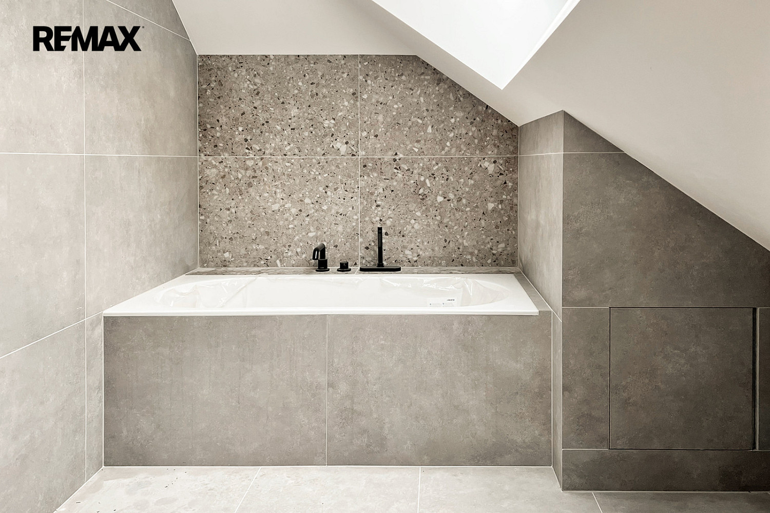 Prodej bytu 4+kk 141 m² — photo 4