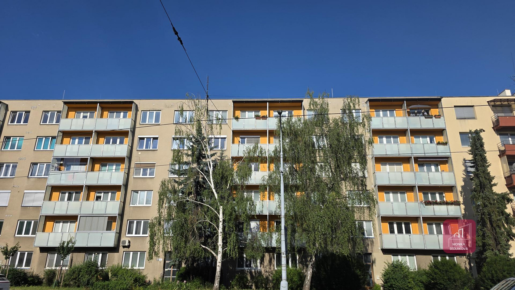 Pronájem bytu 1+1 37 m²