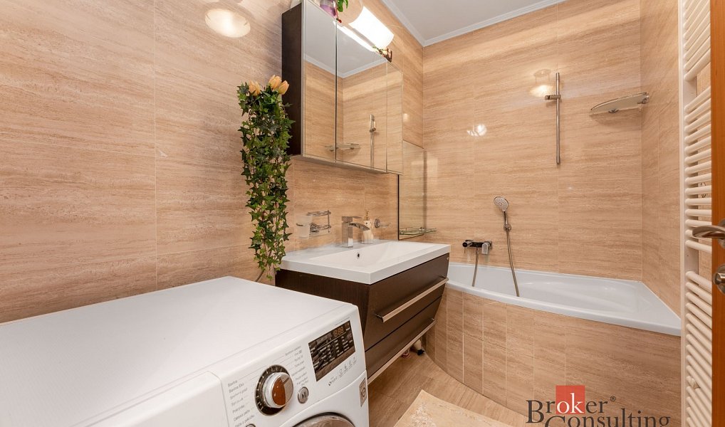 Prodej bytu 3+1 83 m², Liberec – náhled fotky 8
