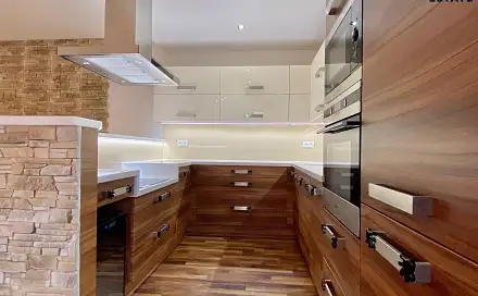 Pronájem bytu 3+kk 94 m²