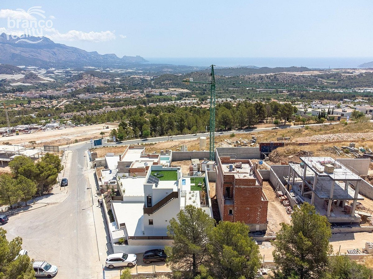 Prodej domu 129 m² s pozemkem 400 m² - Vista 2