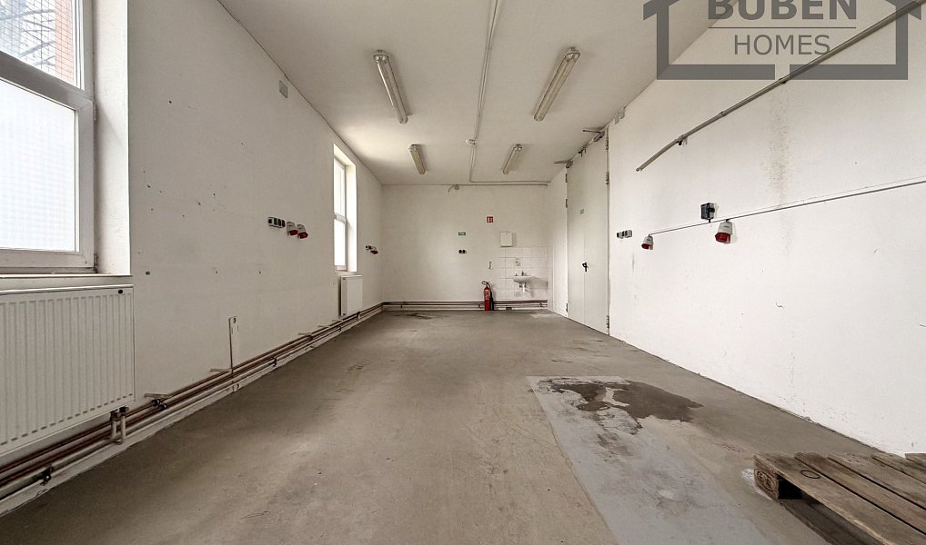 Prodej výrobních prostor 1 084 m², Staré Sedliště – náhled fotky 17
