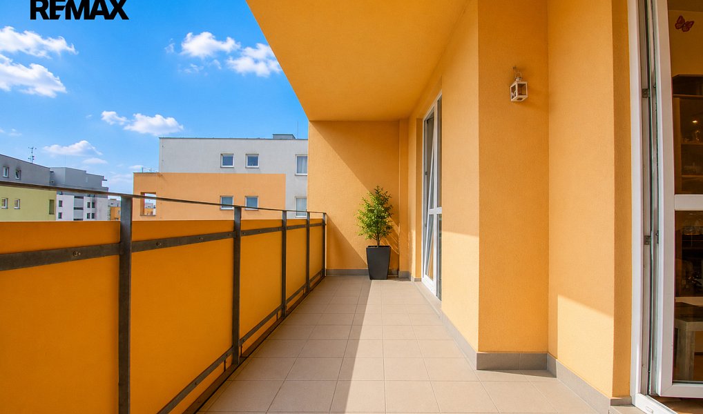 Pronájem bytu 2+kk 70 m², Hradec Králové – náhled fotky 3