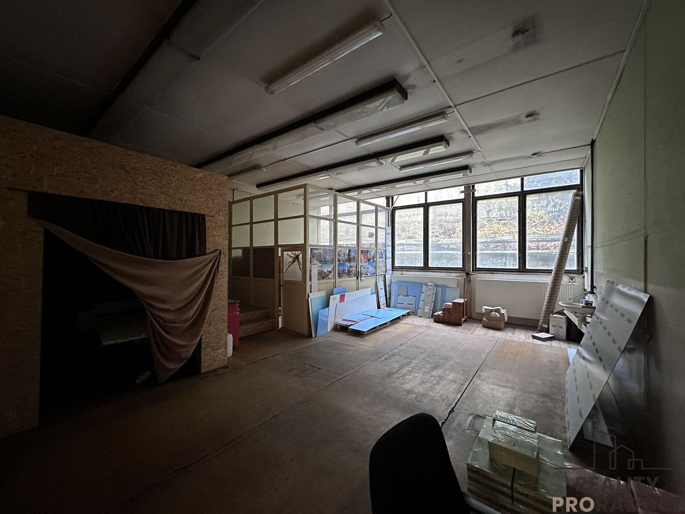 Pronájem výrobních prostor 138 m² – fotografie 5