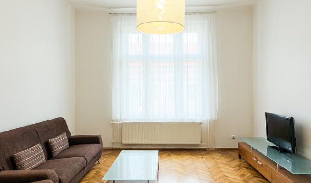 Pronájem bytu 2+1 85 m², Praha – náhled fotky 4