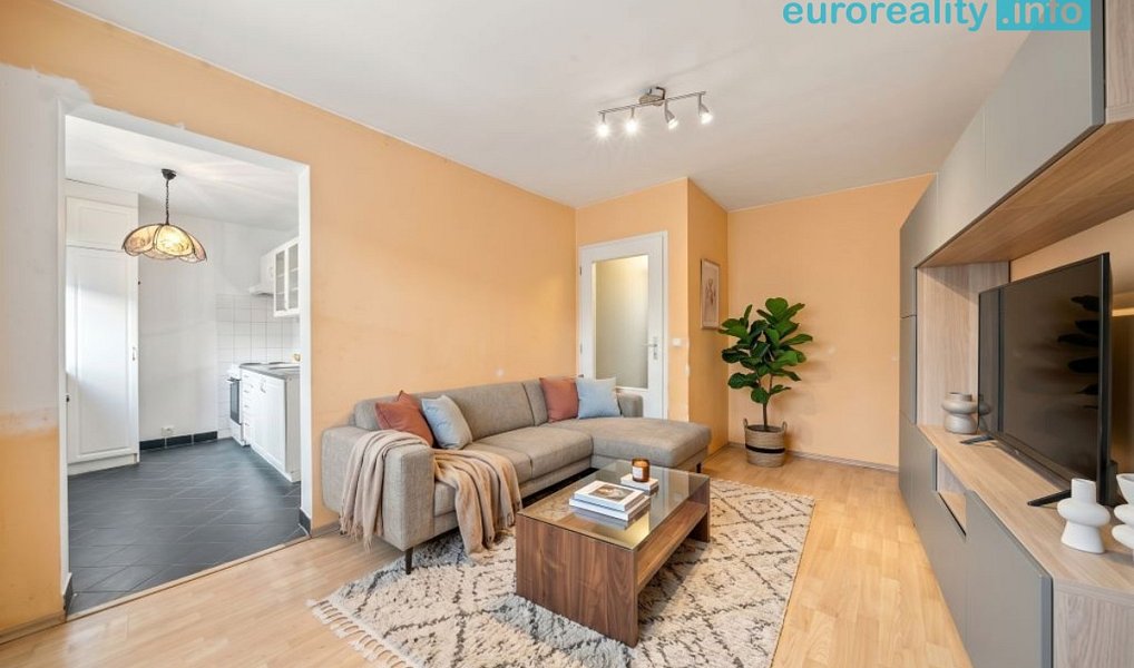 Prodej bytu 2+1 42 m², Milovice – náhled fotky 5