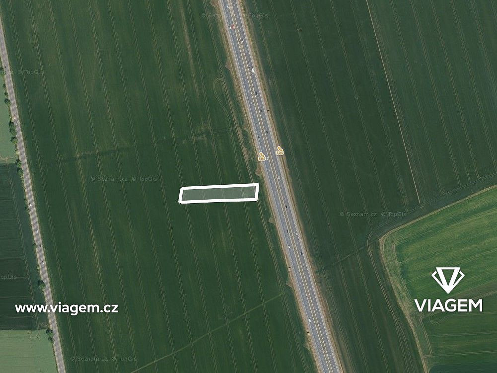 Prodej pole 671 m²