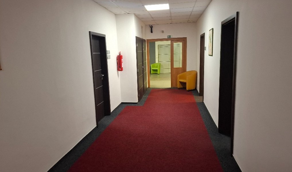 Pronájem kanceláře 18 m², Praha – náhled fotky 3