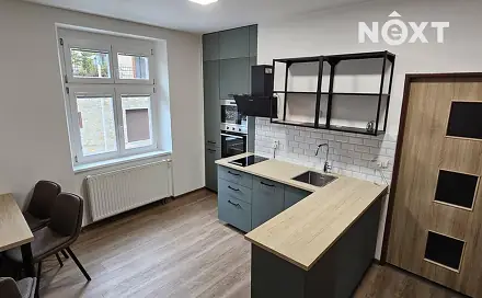 Pronájem bytu 2+1 48 m², Vítkova, Tábor