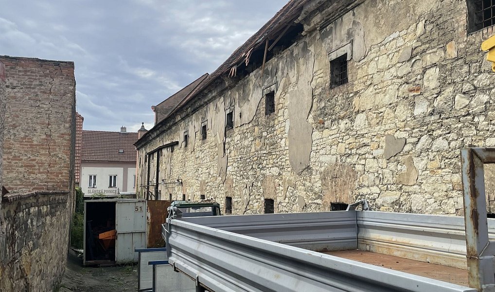 Prodej skladovacích prostor 2 163 m², Slaný – náhled fotky 24