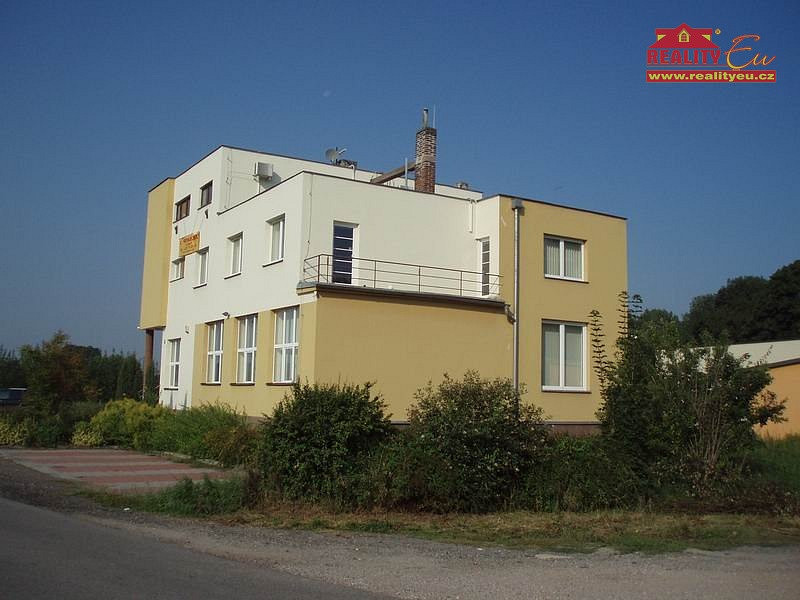 Pronájem kanceláře 140 m² – fotografie 2