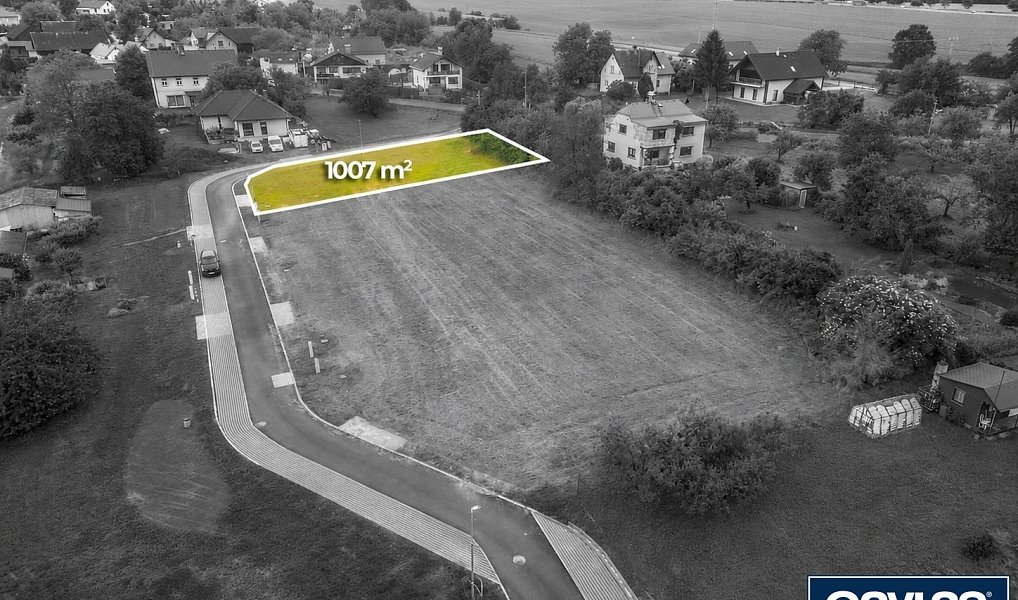 Prodej stavebního pozemku 1 007 m², Lažany – náhled fotky 2