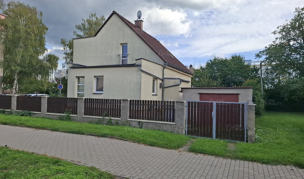 Prodej domu 129 m² s pozemkem 576 m², Hradec Králové – náhled fotky 13