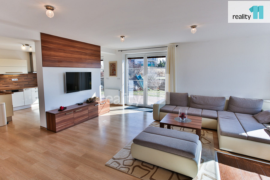 Prodej domu 238 m² s pozemkem 1 269 m² — photo 4