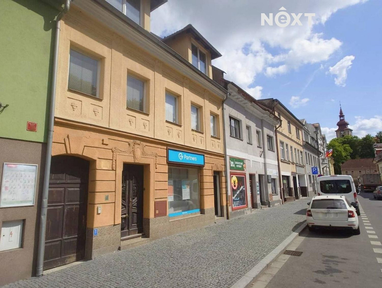 Prodej domu 470 m² s pozemkem 439 m²