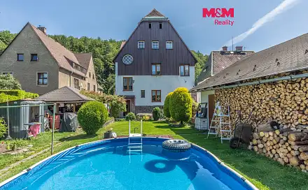 Prodej domu 230 m² s pozemkem 875 m²
