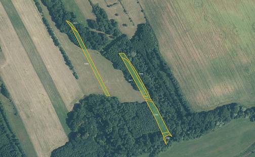 Prodej pole 14 619 m², Police, okres Vsetín