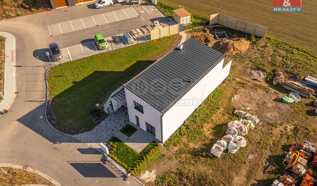 Prodej domu 157 m² s pozemkem 365 m², Čestice – náhled fotky 29