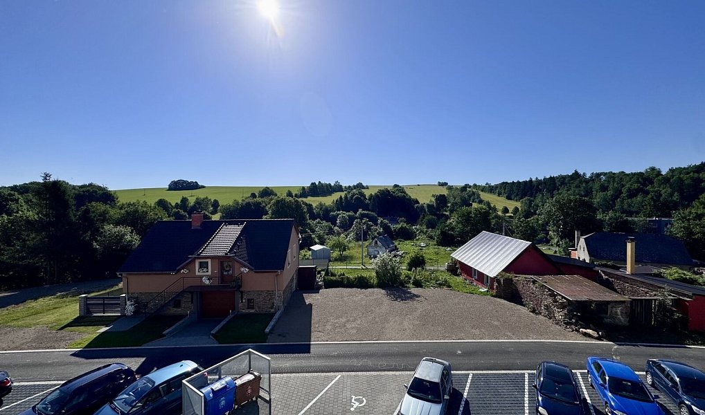 Prodej bytu 5+kk 102 m², Huzová – náhled fotky 22