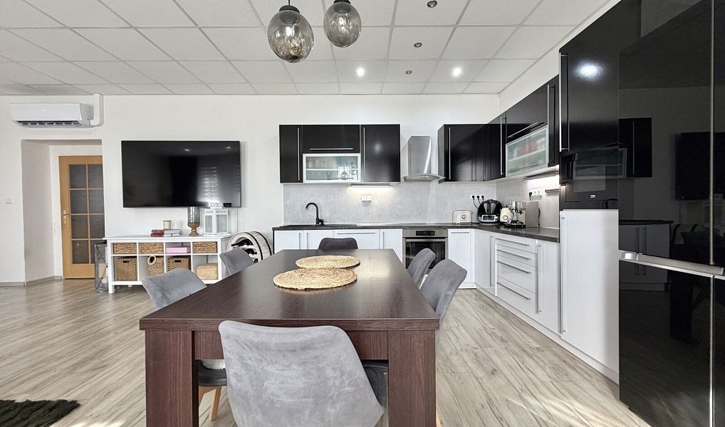 Prodej kanceláře 466 m², Chomutov – náhled fotky 19