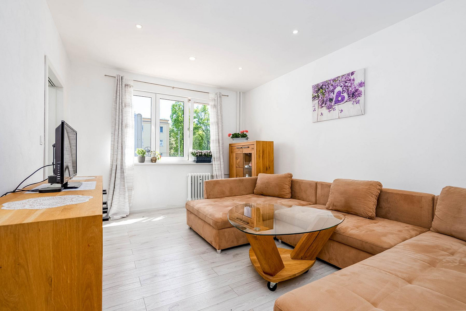 Prodej bytu 2+1 57 m² – pohled 3
