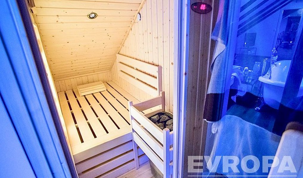Prodej bytu 5+kk 240 m², Praha – náhled fotky 13