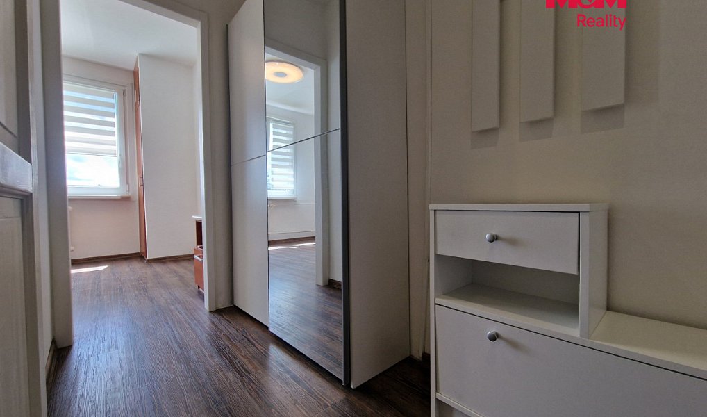 Pronájem bytu 1+1 37 m², Trutnov – náhled fotky 3