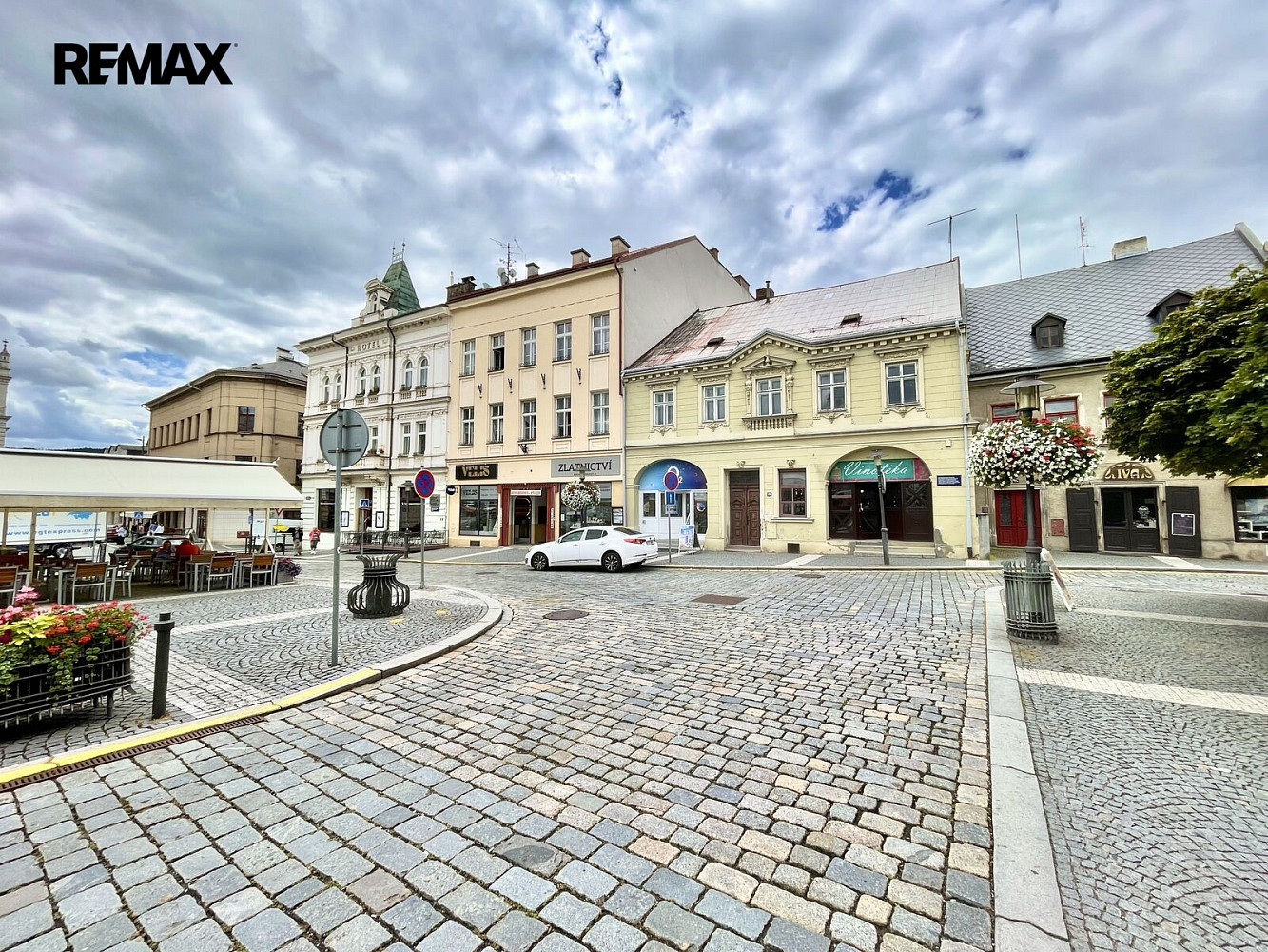 Pronájem kanceláře 115 m²