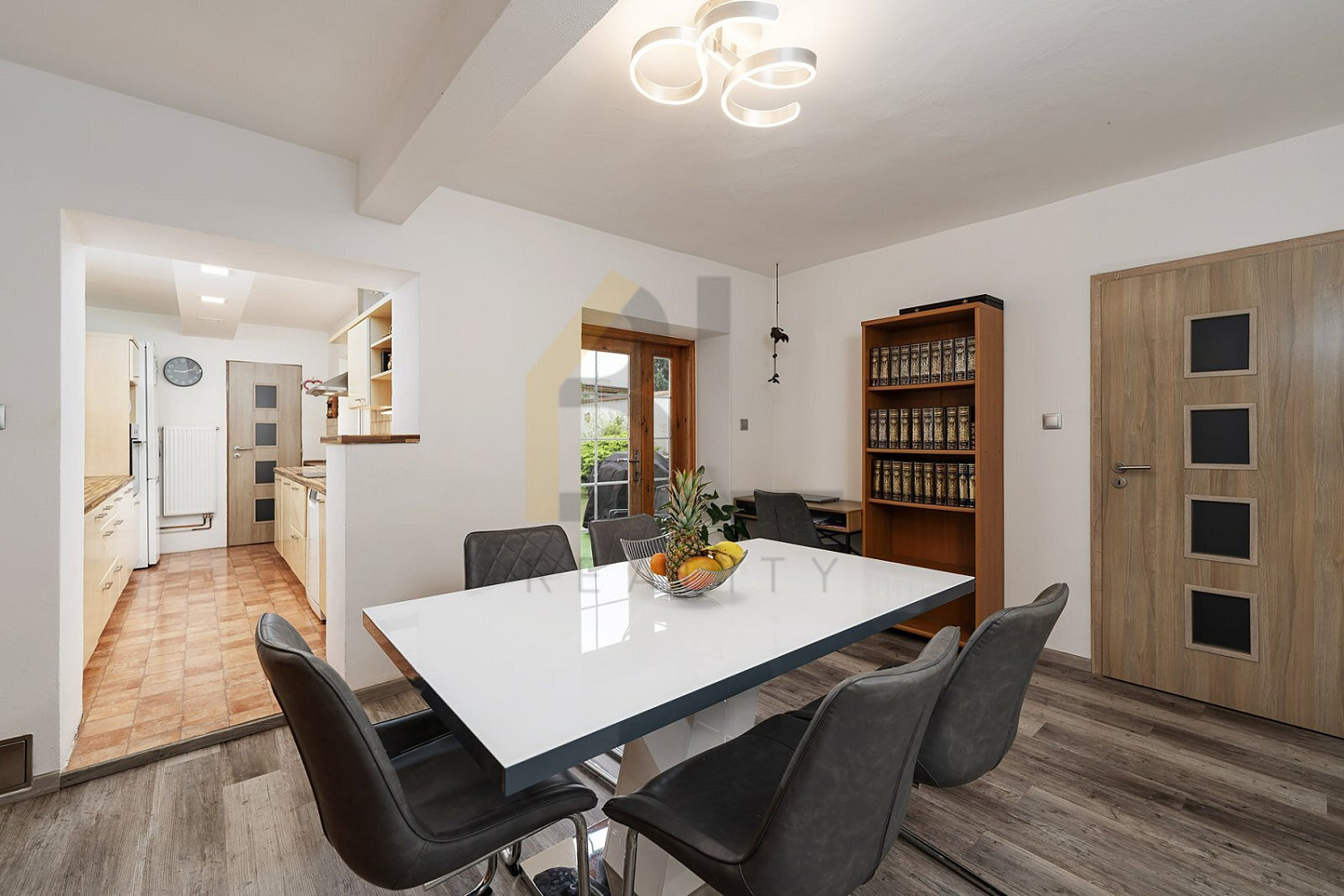Prodej domu 106 m² s pozemkem 360 m² – fotografie 2