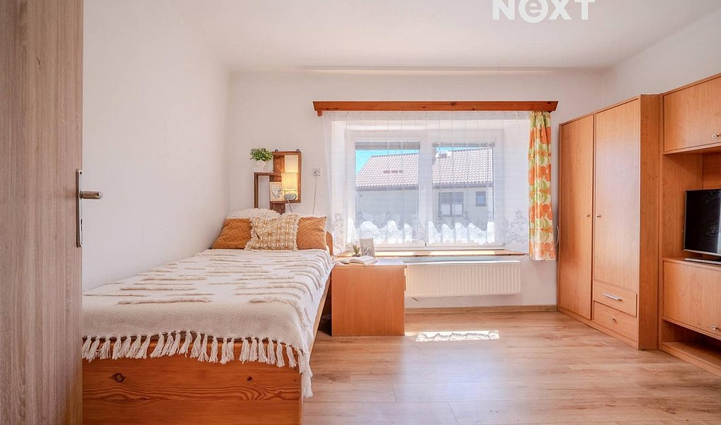 Prodej domu 204 m² s pozemkem 1 263 m², Olešnice – náhled fotky 9