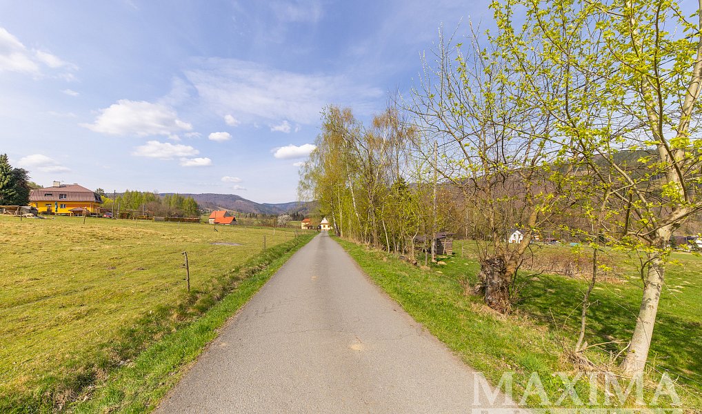 Prodej stavebního pozemku 1 195 m², Dolní Lomná – náhled fotky 5