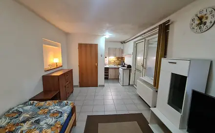 Pronájem bytu 1+kk 45 m², Netřebická, Praha 9 - Satalice