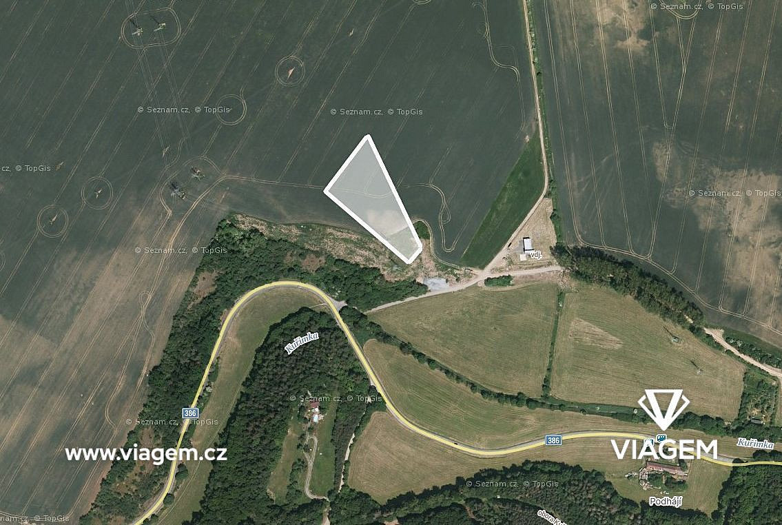 Prodej pole 967 m²