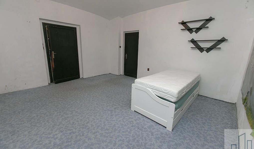 Prodej domu 250 m² s pozemkem 953 m², Lahošť – náhled fotky 6