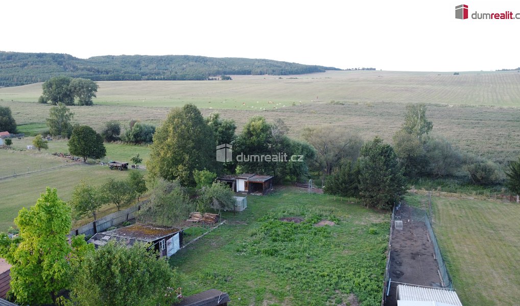 Prodej stavebního pozemku 810 m², Vroutek – náhled fotky 13