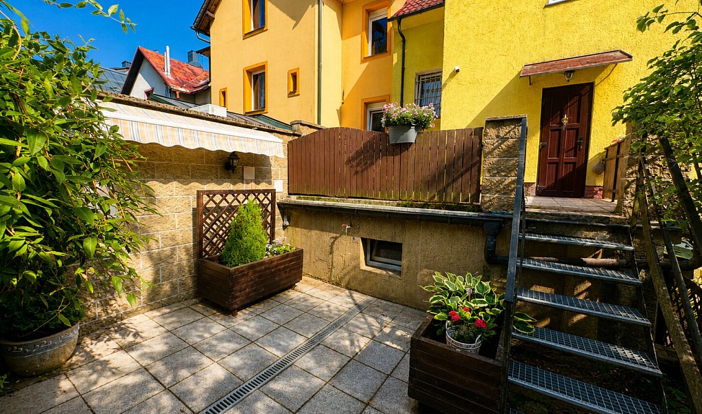Prodej domu 420 m² s pozemkem 532 m², Jáchymov – náhled fotky 10