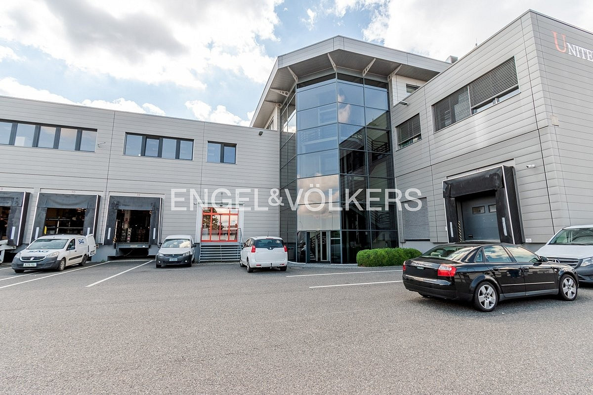 Pronájem skladovacích prostor 147 m²