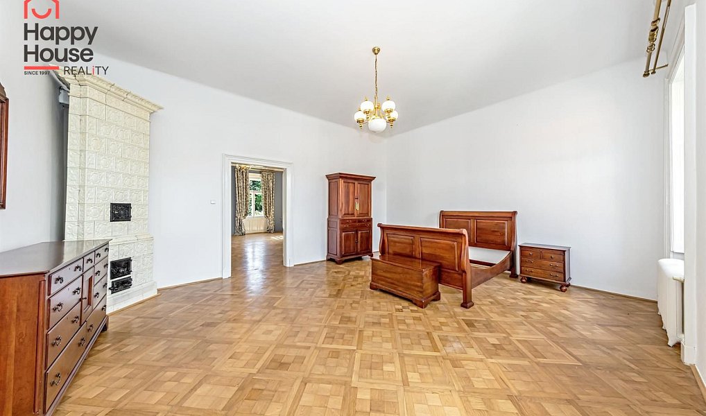 Pronájem domu 827 m² s pozemkem 8 770 m², Praha – náhled fotky 13