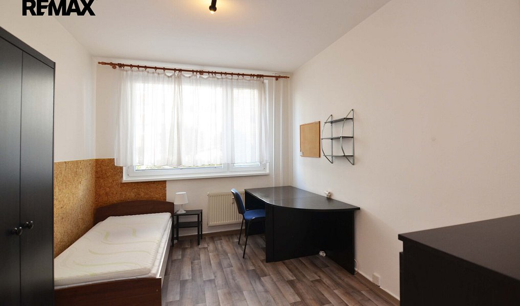Prodej bytu 4+1 80 m², Praha – náhled fotky 11