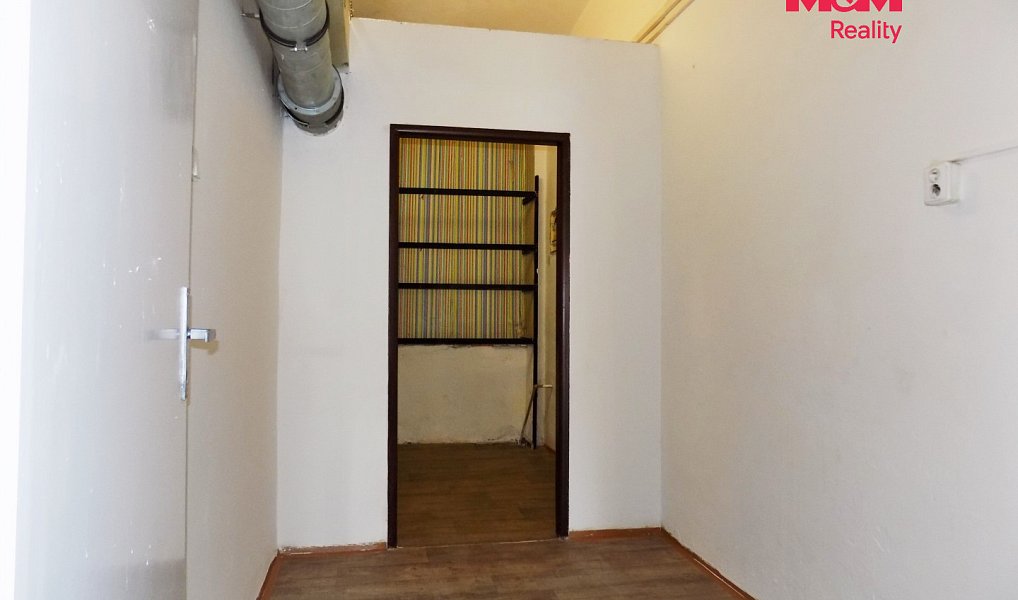 Pronájem obchodních prostor 68 m², Teplice – náhled fotky 11