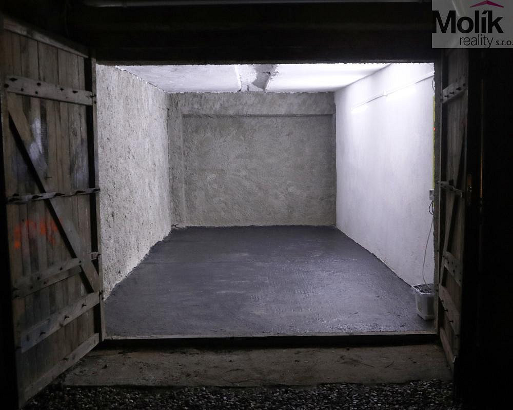 Prodej garáže, Obrnice, 24 m² – pohled 3