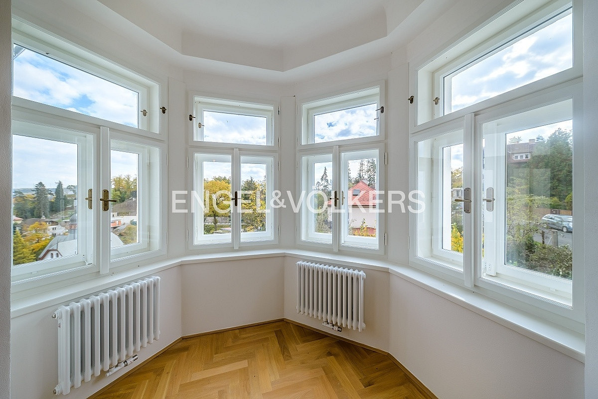 Pronájem domu 356 m² s pozemkem 1 389 m² – fotografie 4