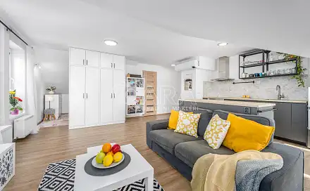 Pronájem bytu 1+kk 70 m²