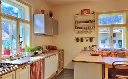 Prodej domu 80 m² s pozemkem 14 982 m², Jílové u Prahy - Studené, okres Praha-západ