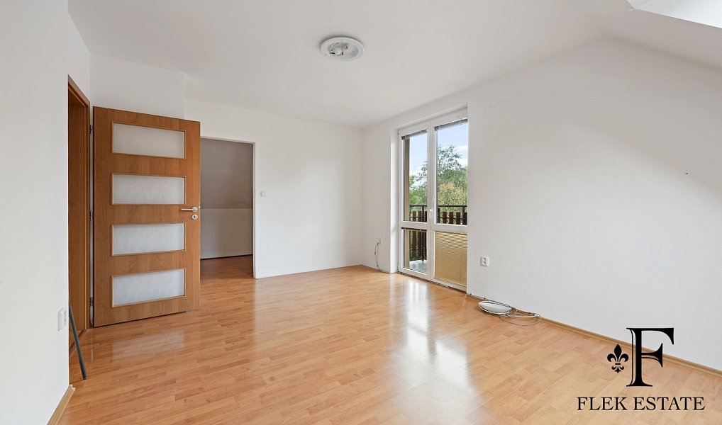 Prodej domu 180 m² s pozemkem 1 666 m², Tisová – náhled fotky 15